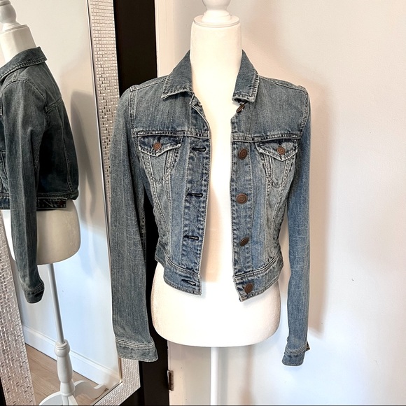 American Eagle Outfitters Jackets & Blazers - American Eagle Women’s Cropped Distressed Jean Jacket Size Small